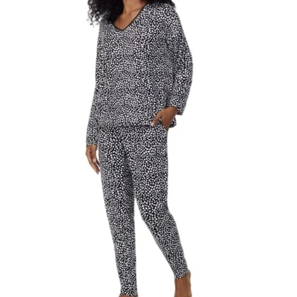 DKNY Jogger Set Pajama With Eye Mask - Picture 2 of 8